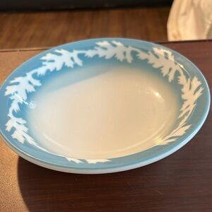 Vintage Syracuse, China, 9”serving bowl, Oakleigh blue, and white, no marks.